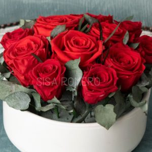 Centro elegante con rosas eternas Ignacio - Sisa Romero Flores Preservadas