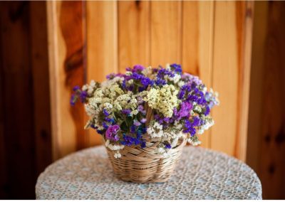 cesta de flores bonitas