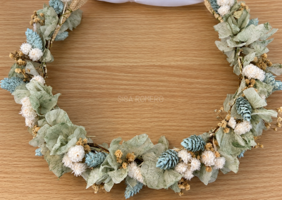Corona-de-flores-preservadas-de-estilo-romantico-y-silvestre